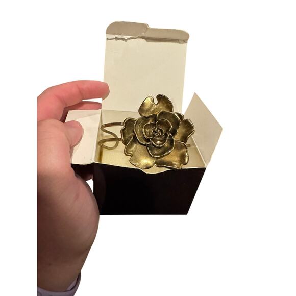 Bracelet / Cuff / Flower / Brass / Avon / Vintage - Picture 1 of 5